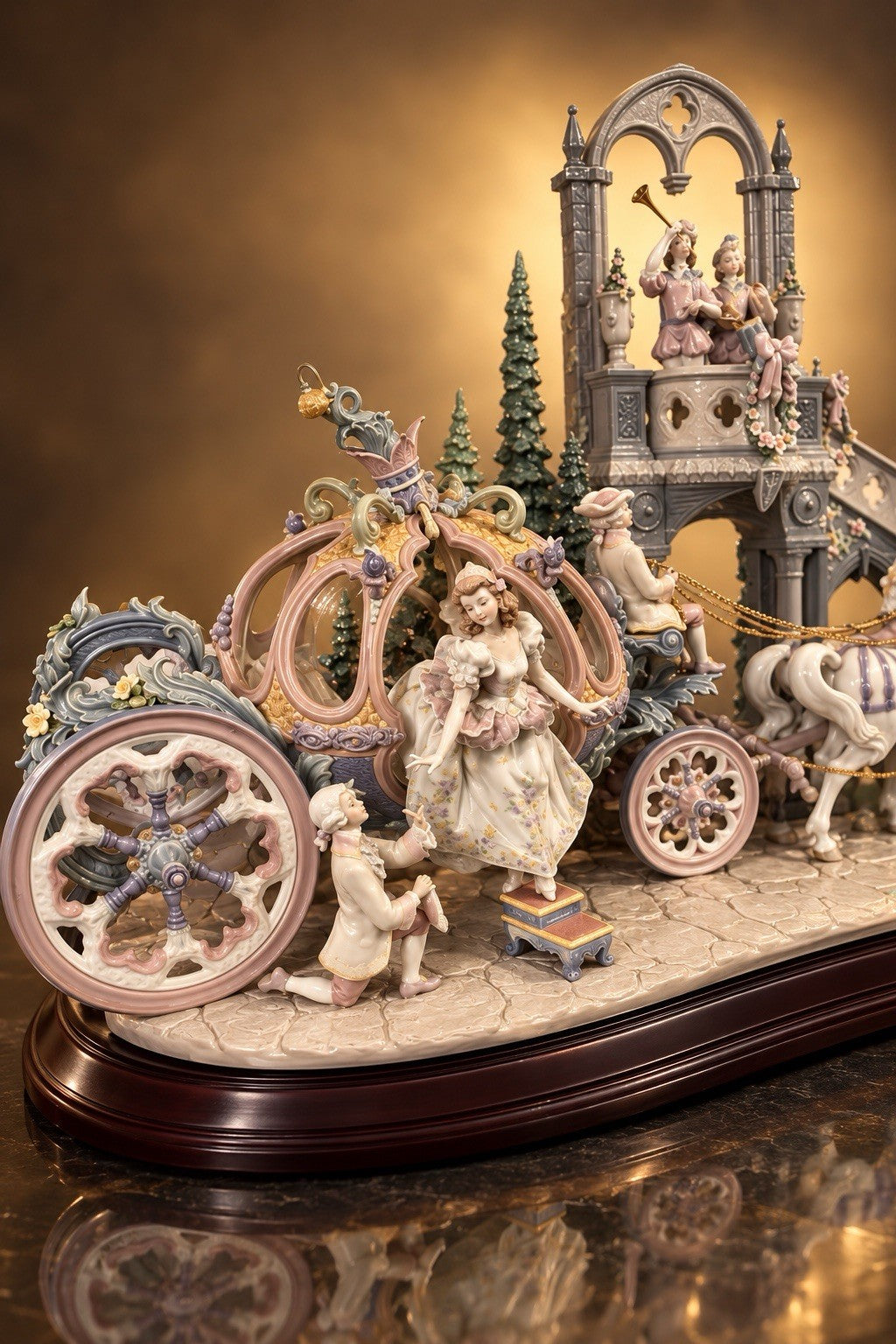 Lladró Cinderella’s Arrival #01001785 | Limited Edition | Porcelain Sculpture