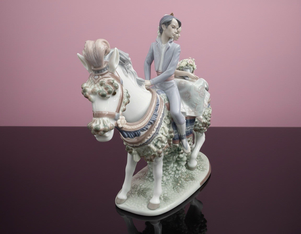 NIB! Lladro Valencian Couple #1472 Retired Limited Ed. Ships From Spain.