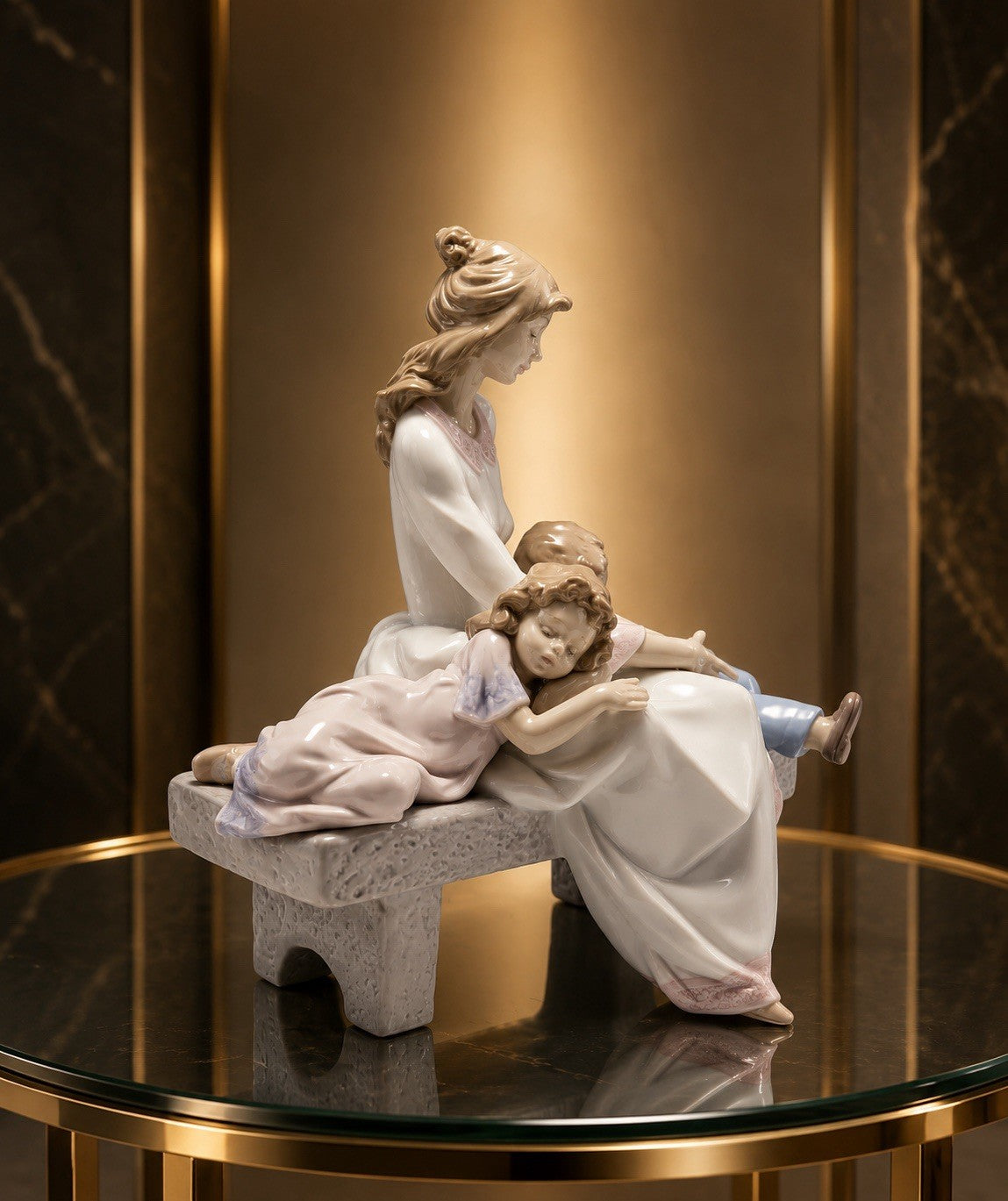 MINT! LLADRO - AN AFTERNOON NAP #6765. Gorgeous.