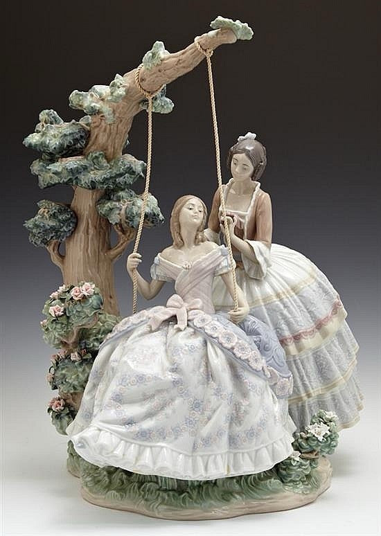 NIB! Lladro A QUIET CONVERSATION - Ships From Spain. RARE. RETIRED.