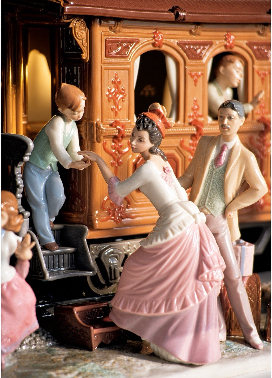 Lladro A Grand Adventure Train Sculpture. Limited Edition 01001888