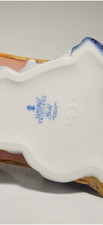 MIB! Lladro PRIVILEGE GOLD COLLECTION Aladdin #8532 Mint w/BOX.
