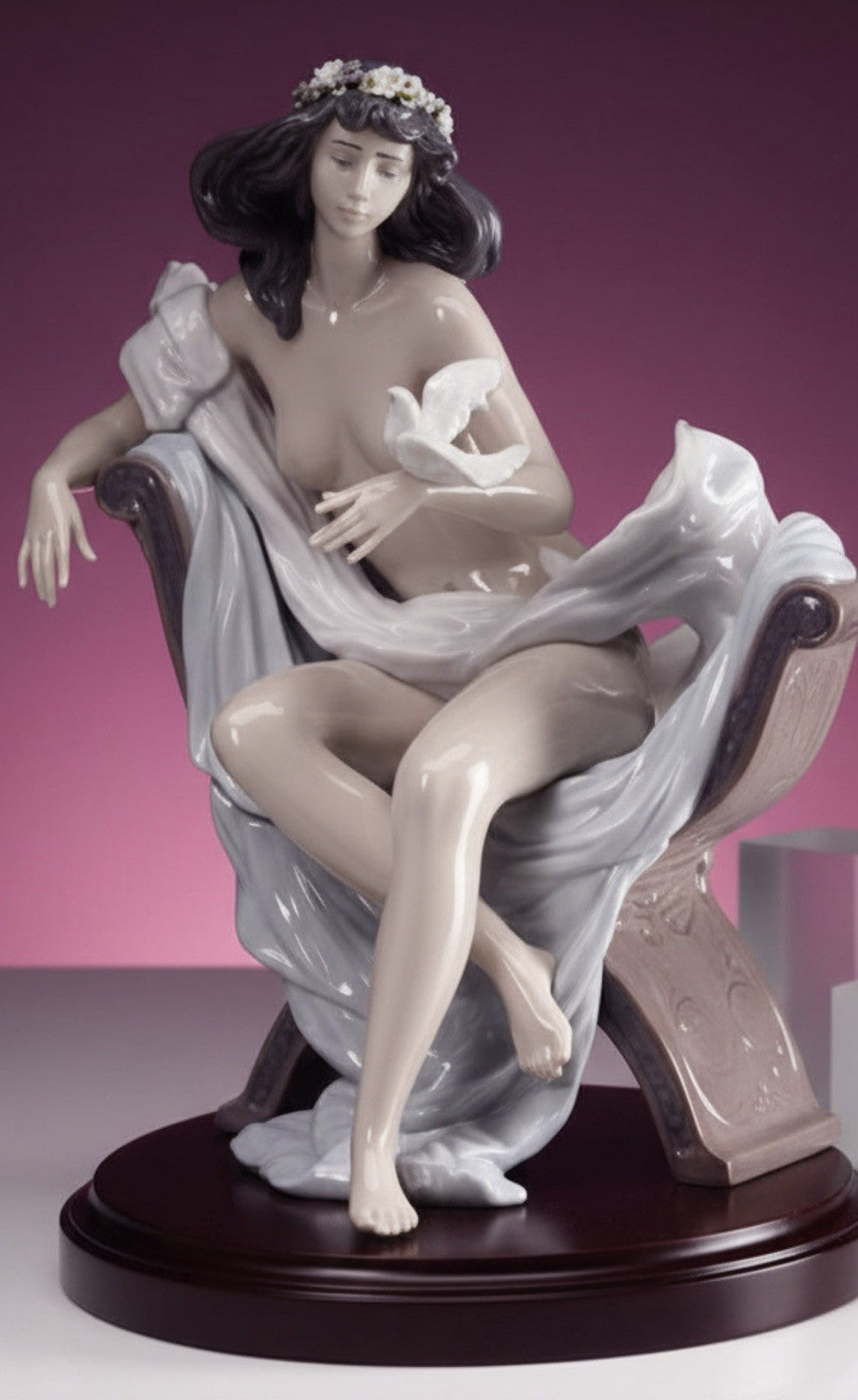 NIB! RETIRED: 2002 GODDESS OF YOUTH LLADRO  #01006449. Ships Directly From Spain