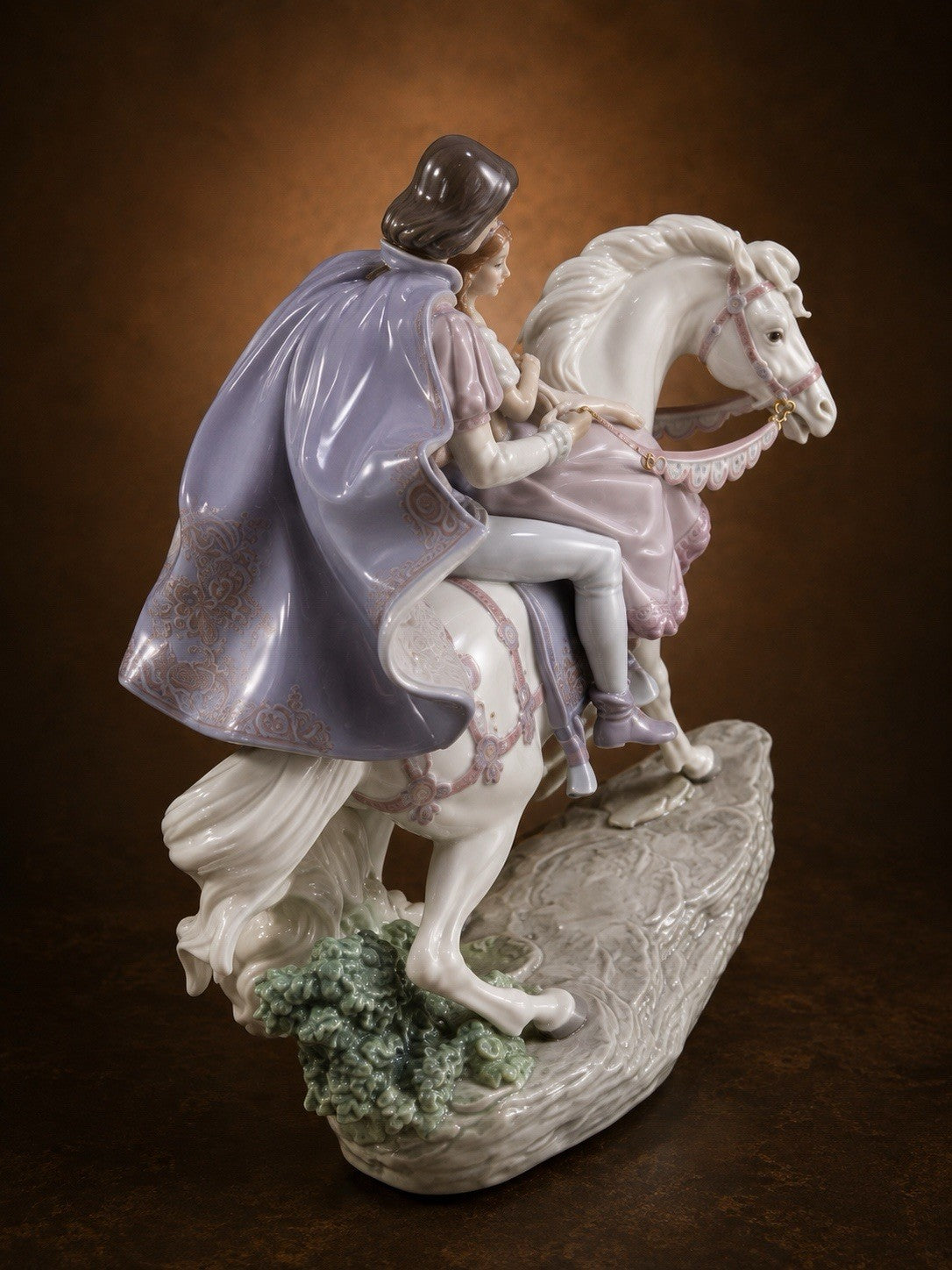 RARE RETIRED LLADRO LOVE STORY #5991 | SNOW WHITE & PRINCE | BOX, BASE & COA.