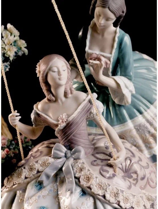 NIB! Lladro A QUIET CONVERSATION - Ships From Spain. RARE. RETIRED.