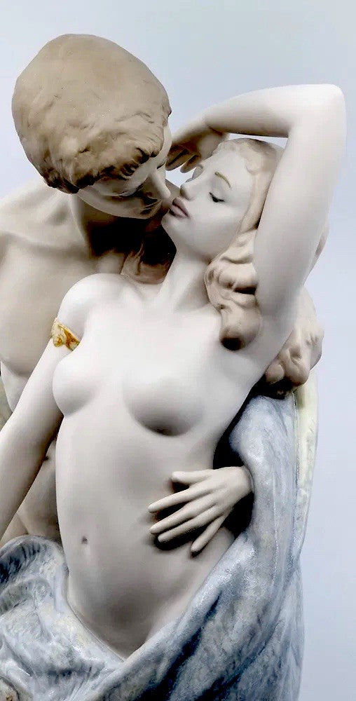 Lladró Passionate Lovers #01011914 | Privilege Limited Edition 1000 | Retired