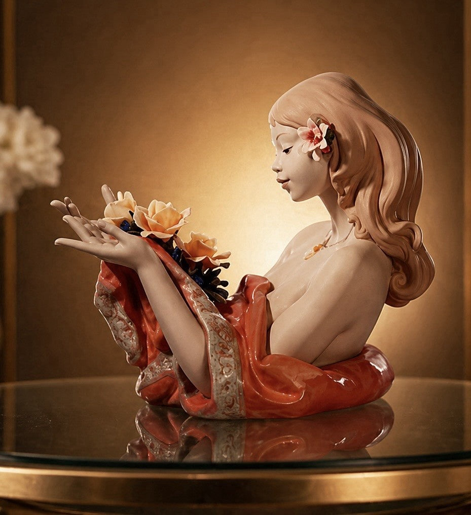 NIB! RETIRED: 2004 MORNING DEW Lladro Item #01016751. NEW IN BOX.