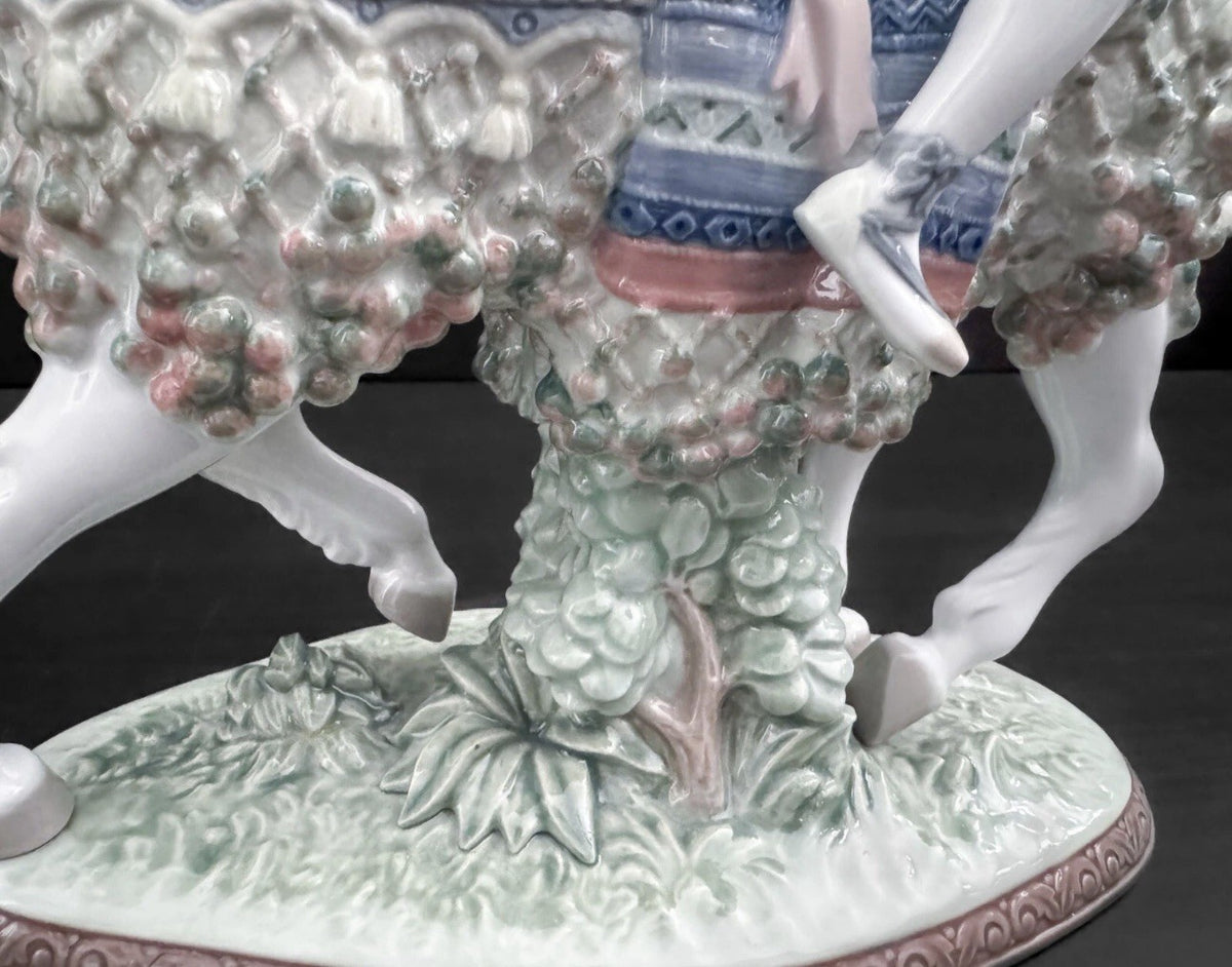 NIB! Lladro Valencian Couple #1472 Retired Limited Ed. Ships From Spain.